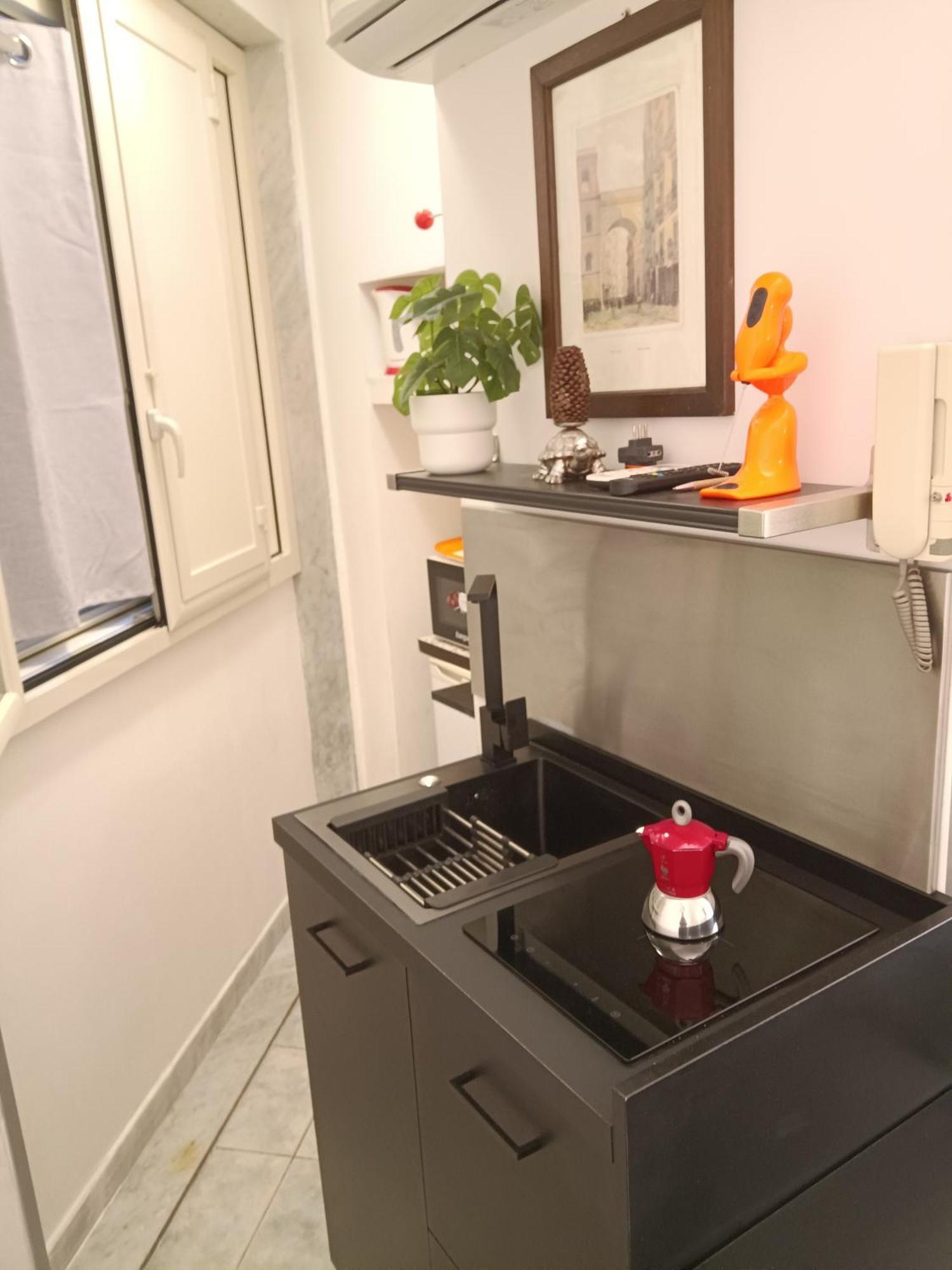 Appartement La Residenza Napoli Short Let Monolocale Standard Via Chiaia 82 Napoli Extérieur photo
